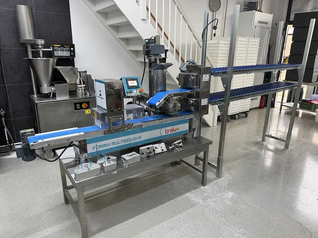 Bralyx - 2023 - formica multimassas - vormmachine - afbeelding 1 van  41
