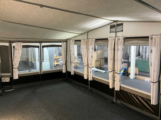 Brand atrium 280 voortent (978-1001 cm) - afbeelding 16 van  19