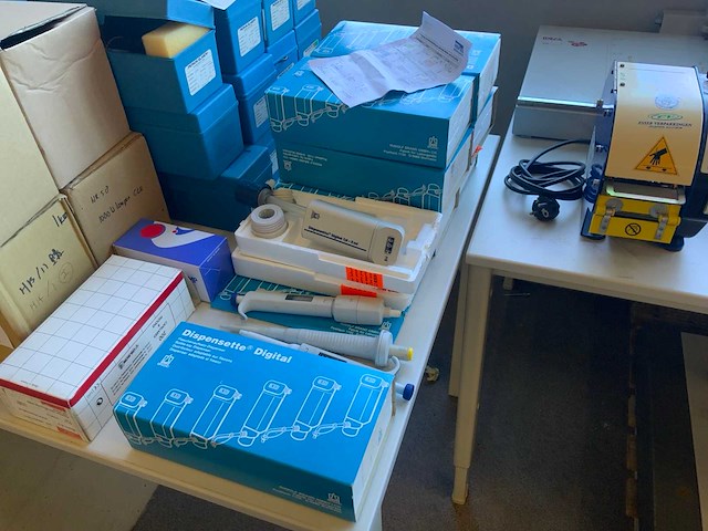 Brand flesdispensers en diversen - afbeelding 2 van  5