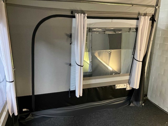 Brand forum deeltent (l 355 cm) - afbeelding 8 van  12