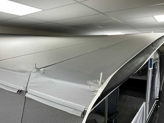 Brand lugano 280 special edition voortent (939-958 cm) - afbeelding 11 van  12