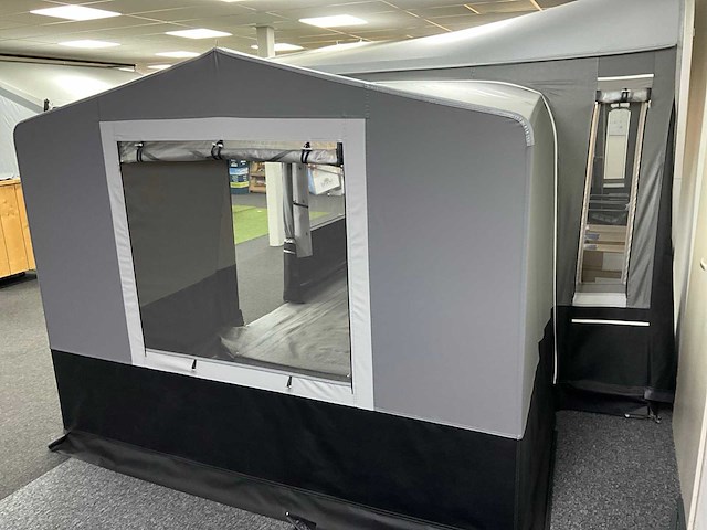 Brand lugano 280 special edition voortent (939-958 cm) - afbeelding 4 van  12