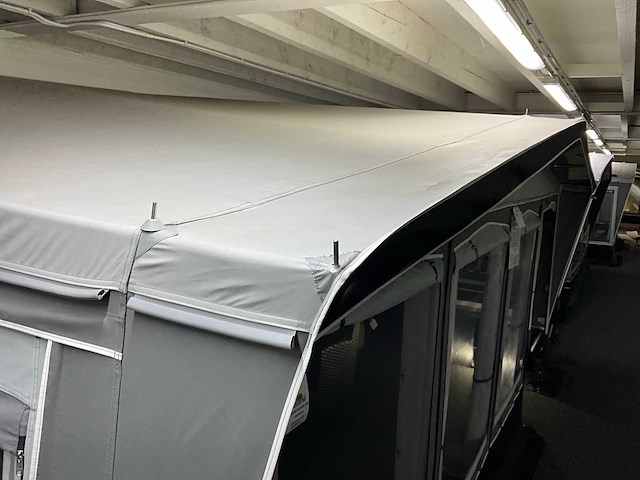 Brand palazzo 300 voortent (939-958 cm) - afbeelding 11 van  17