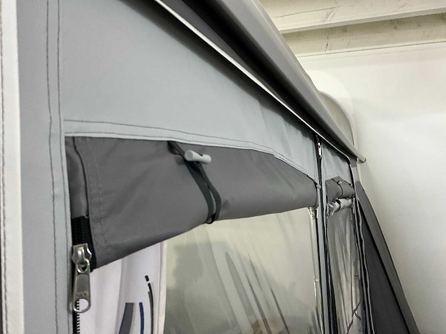 Brand palazzo 300 voortent (939-958 cm) - afbeelding 12 van  17