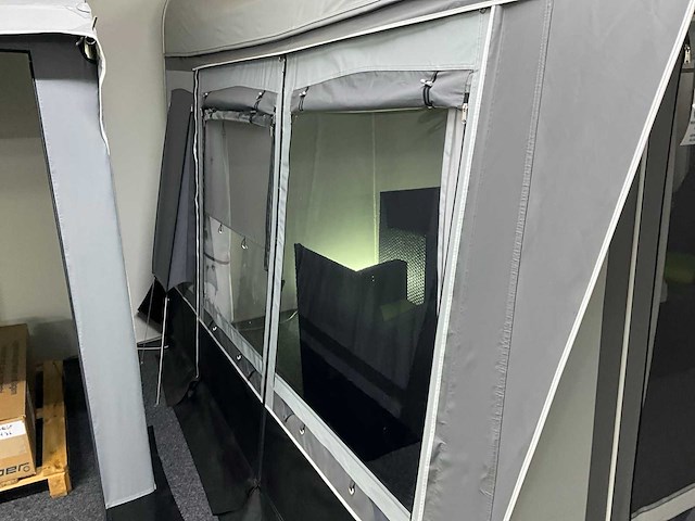 Brand palazzo 300 voortent (939-958 cm) - afbeelding 3 van  17