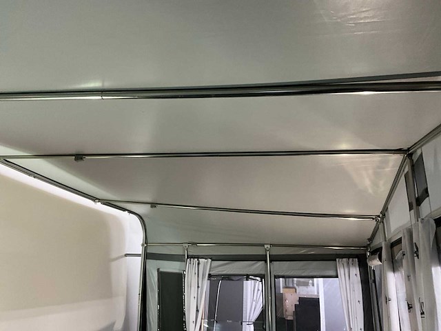 Brand palazzo 300 voortent (939-958 cm) - afbeelding 10 van  18