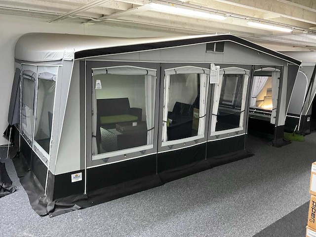 Brand palazzo 300 voortent (939-958 cm) - afbeelding 3 van  18