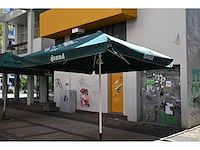 Brand parasol - afbeelding 1 van  7