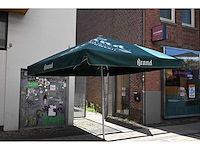 Brand parasol - afbeelding 2 van  7