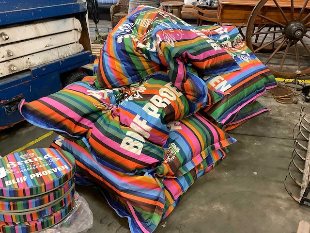 Brand partij kussens - afbeelding 4 van  6