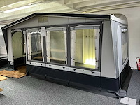 Brand tafira 240 voortent (898-917 cm)