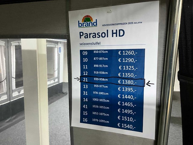 Brand voortent (939-958 cm) - afbeelding 18 van  19