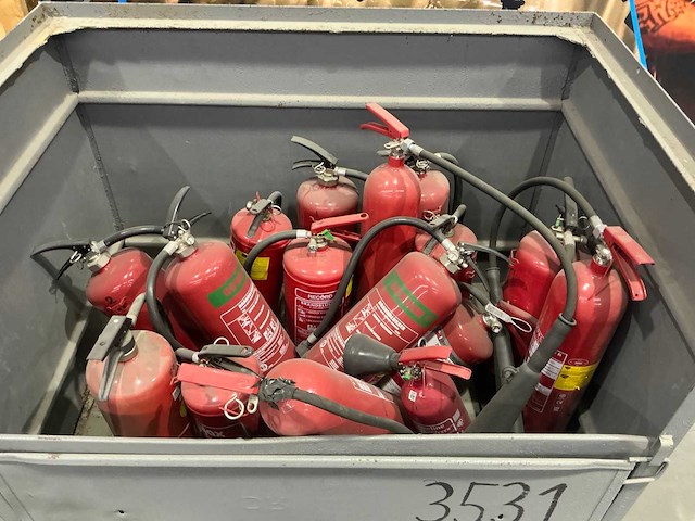 Brandblusser (16x) - afbeelding 1 van  2