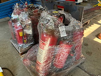 Brandblusser (18x) - afbeelding 1 van  3