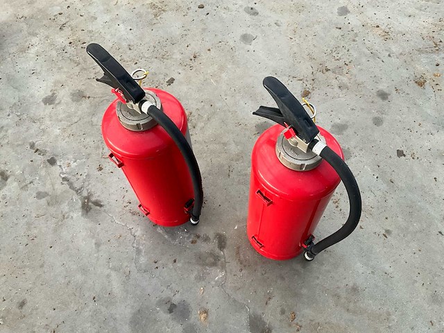 Brandblusser (2x) - afbeelding 4 van  6