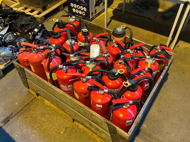 Brandblusser (31x) - afbeelding 1 van  4