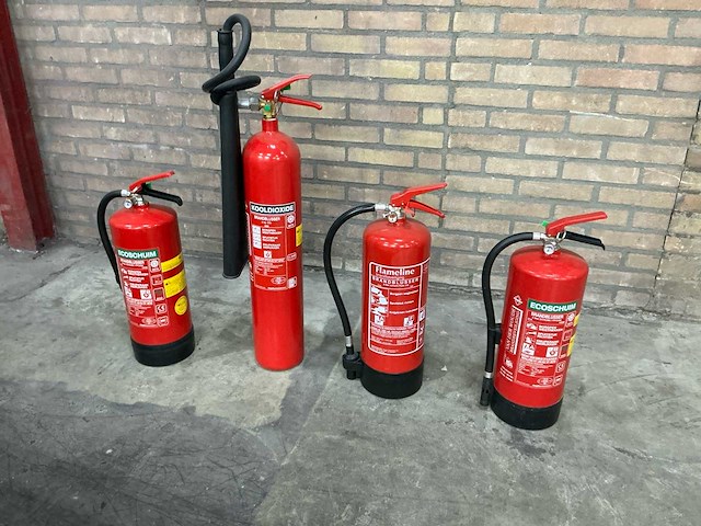 Brandblusser (4x) - afbeelding 1 van  6