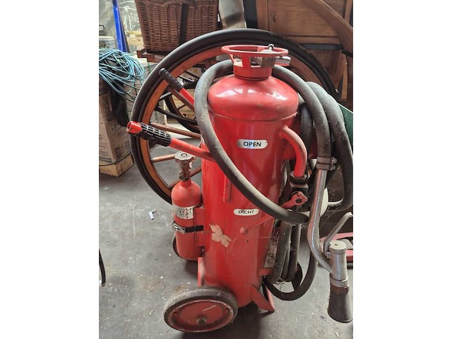 Brandblusser, saval, poeder blusser, rood - afbeelding 3 van  3