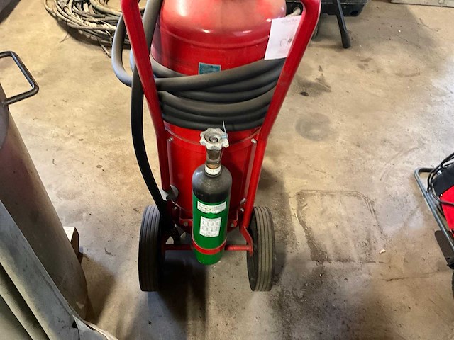 Brandblusser verbandkoffer brancard - afbeelding 5 van  8