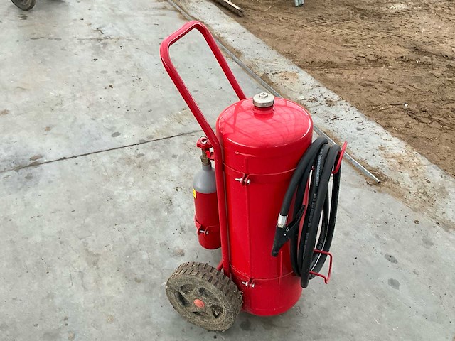 Brandblusser - afbeelding 6 van  10