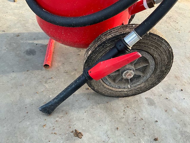 Brandblusser - afbeelding 2 van  11