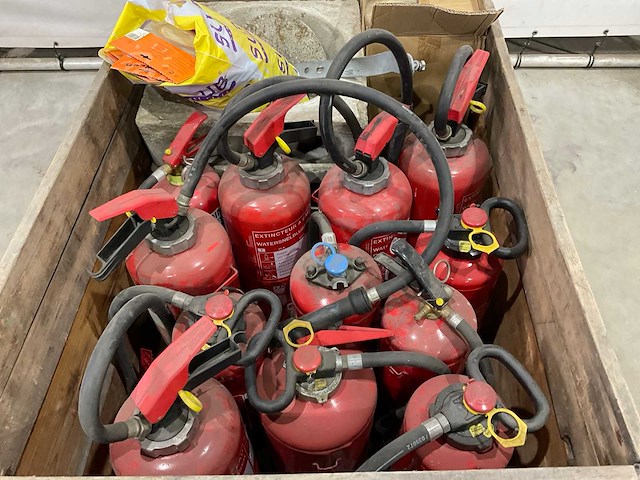 Brandblussers en diversen - afbeelding 8 van  8