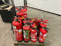 Brandblussers en kantoor benodigdheden - afbeelding 3 van  8