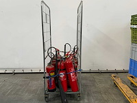 Brandblussers in rolcontainer - afbeelding 1 van  5