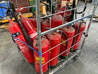 Brandblussers in rolcontainer - afbeelding 5 van  5