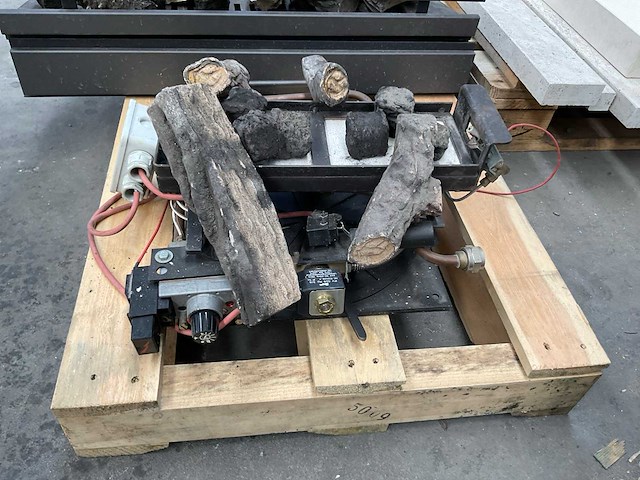 Branderset met glasblok voor gashaard - afbeelding 1 van  3