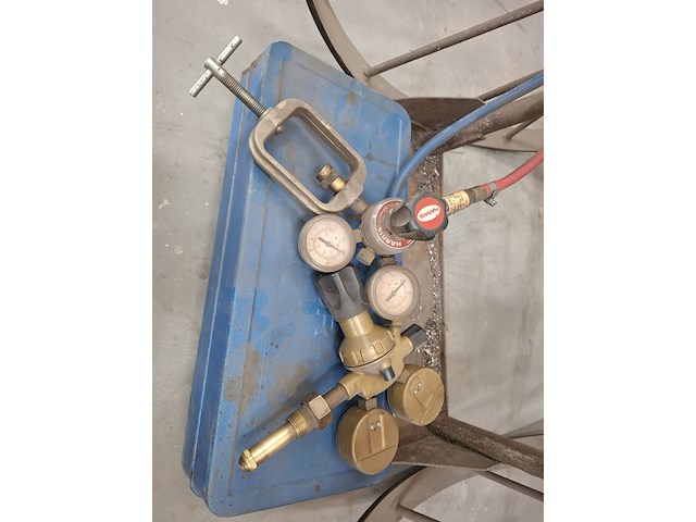 Branderset op steekwagen - afbeelding 3 van  6