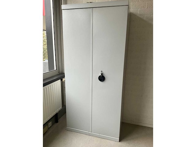 Brandkast 89x51x198cm - afbeelding 1 van  3