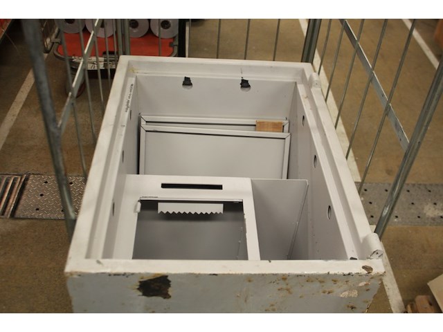 Brandkluis - afbeelding 11 van  11