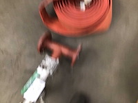 Brandslang met koppelingen en kraan - afbeelding 4 van  7
