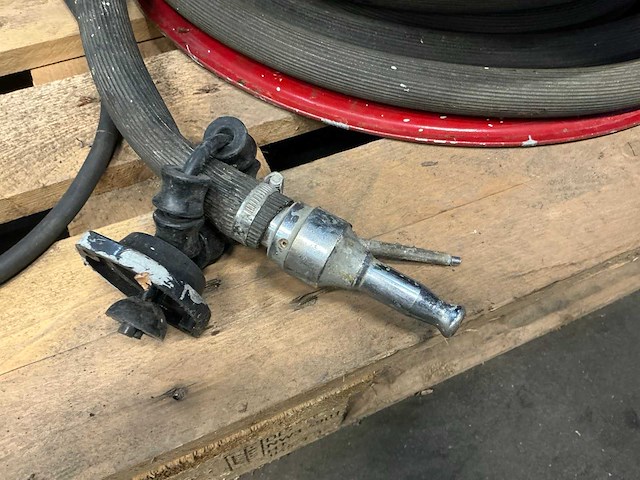 Brandslang op haspel - afbeelding 3 van  4