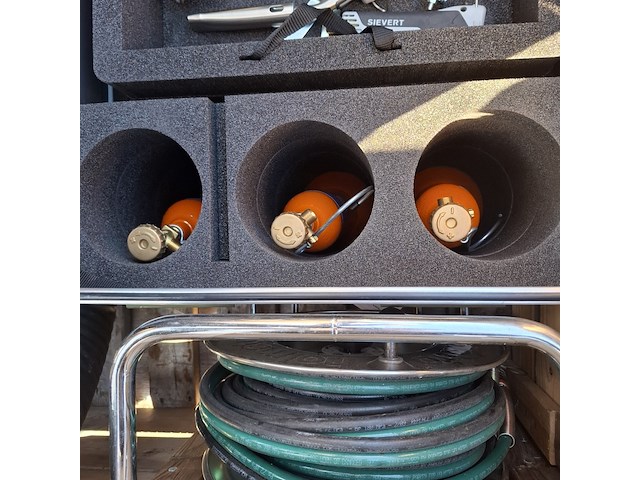 Brandslangen, snijbrander set en hydrauliek slang op haspel, sievert/holmatro - afbeelding 7 van  8