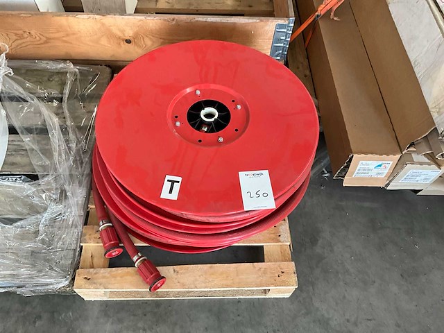 Brandslanghaspel (3x) - afbeelding 1 van  2