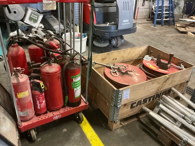 Brandslanghaspels en brandblussers - afbeelding 1 van  4