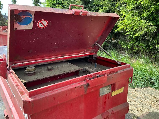 Brandsstof tank - afbeelding 6 van  7