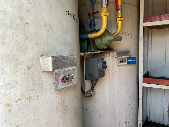 Brandstof en olie opslagunit - afbeelding 5 van  10