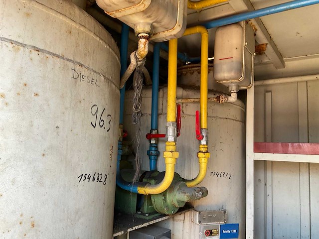 Brandstof en olie opslagunit - afbeelding 6 van  10