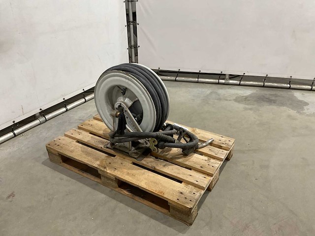 Brandstof haspel met nozzle - afbeelding 2 van  5