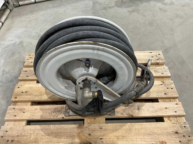 Brandstof haspel met nozzle - afbeelding 4 van  5