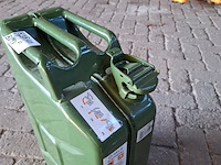 Brandstof jerrycan 20 liter - afbeelding 3 van  5