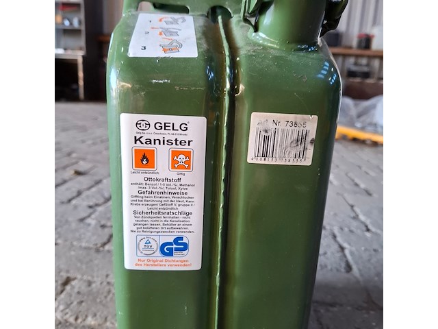 Brandstof jerrycan 20 liter - afbeelding 4 van  5