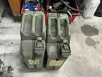 Brandstof jerrycan (2x) - afbeelding 3 van  3