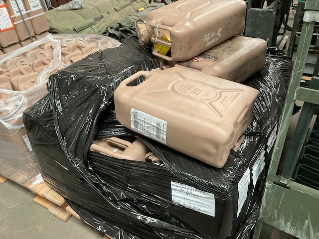 Brandstof kan (26x) - afbeelding 2 van  2