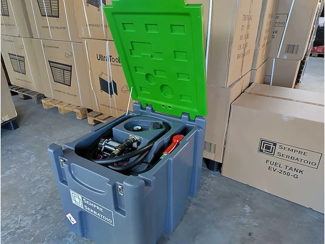 Brandstof opslagtank ibc 200 liter - afbeelding 6 van  19