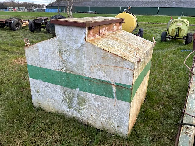 Brandstof opslagtank - afbeelding 3 van  4