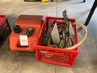 Brandstof tank en anker - afbeelding 1 van  4